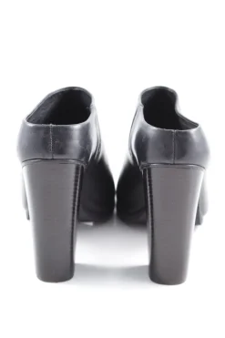 Cut-Out-Stiefeletten Größe 40