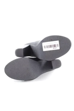 Cut-Out-Stiefeletten Größe 40