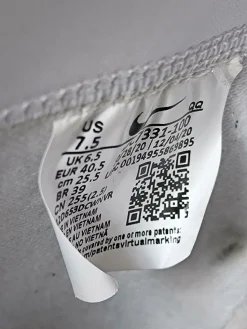 High Top Sneaker Größe 40,5