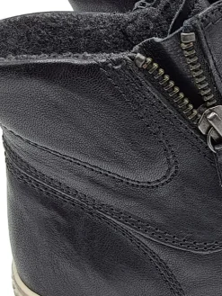 High Top Sneaker Größe 37