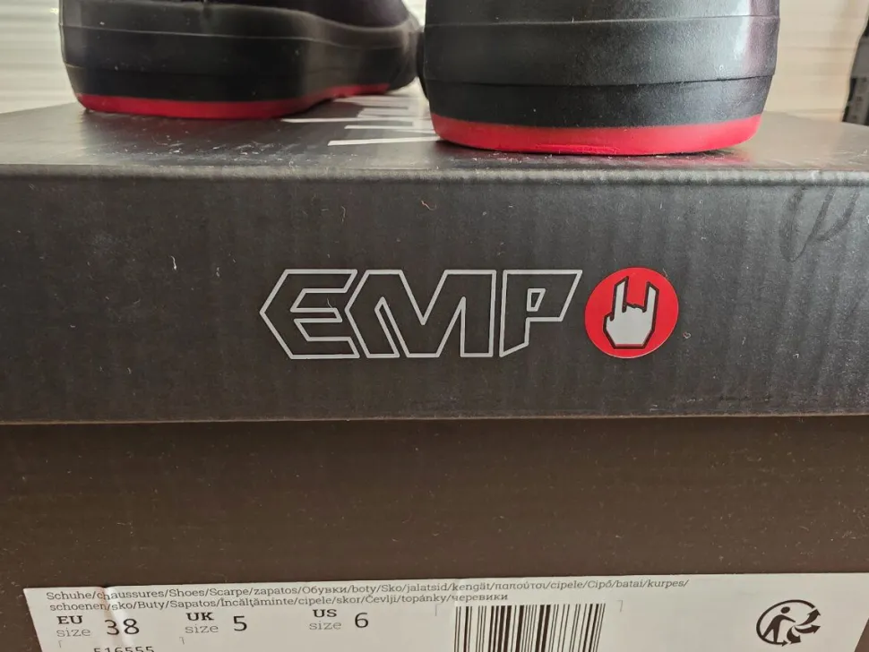 High Top Sneaker Größe 38