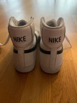 High Top Sneaker Größe 39