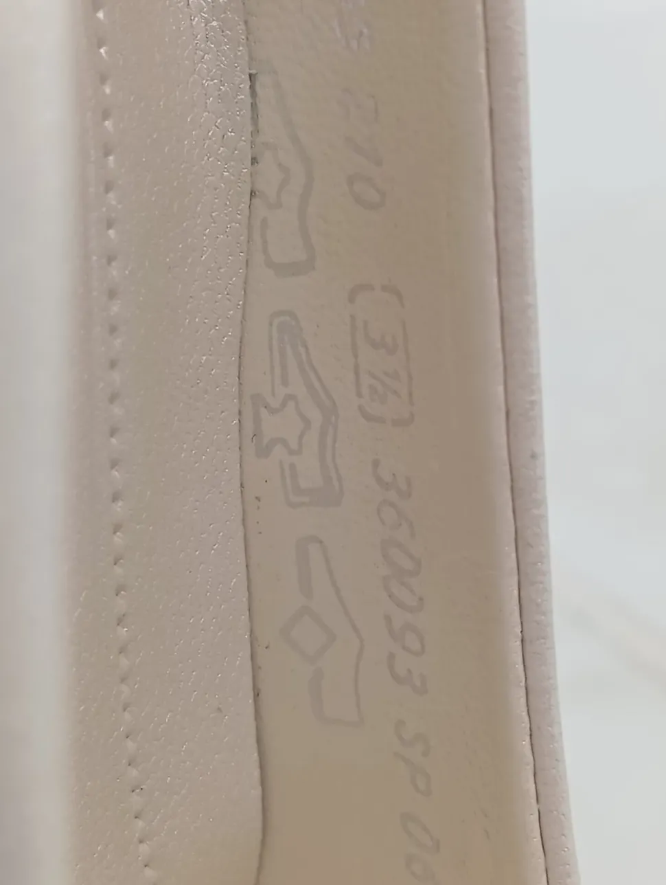 Hochfront-Pumps Größe 36