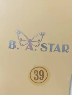 Hochfront-Pumps Größe 39