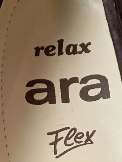 Hochfront-Pumps Größe 41