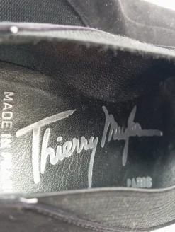 Hochfront-Pumps Größe 35