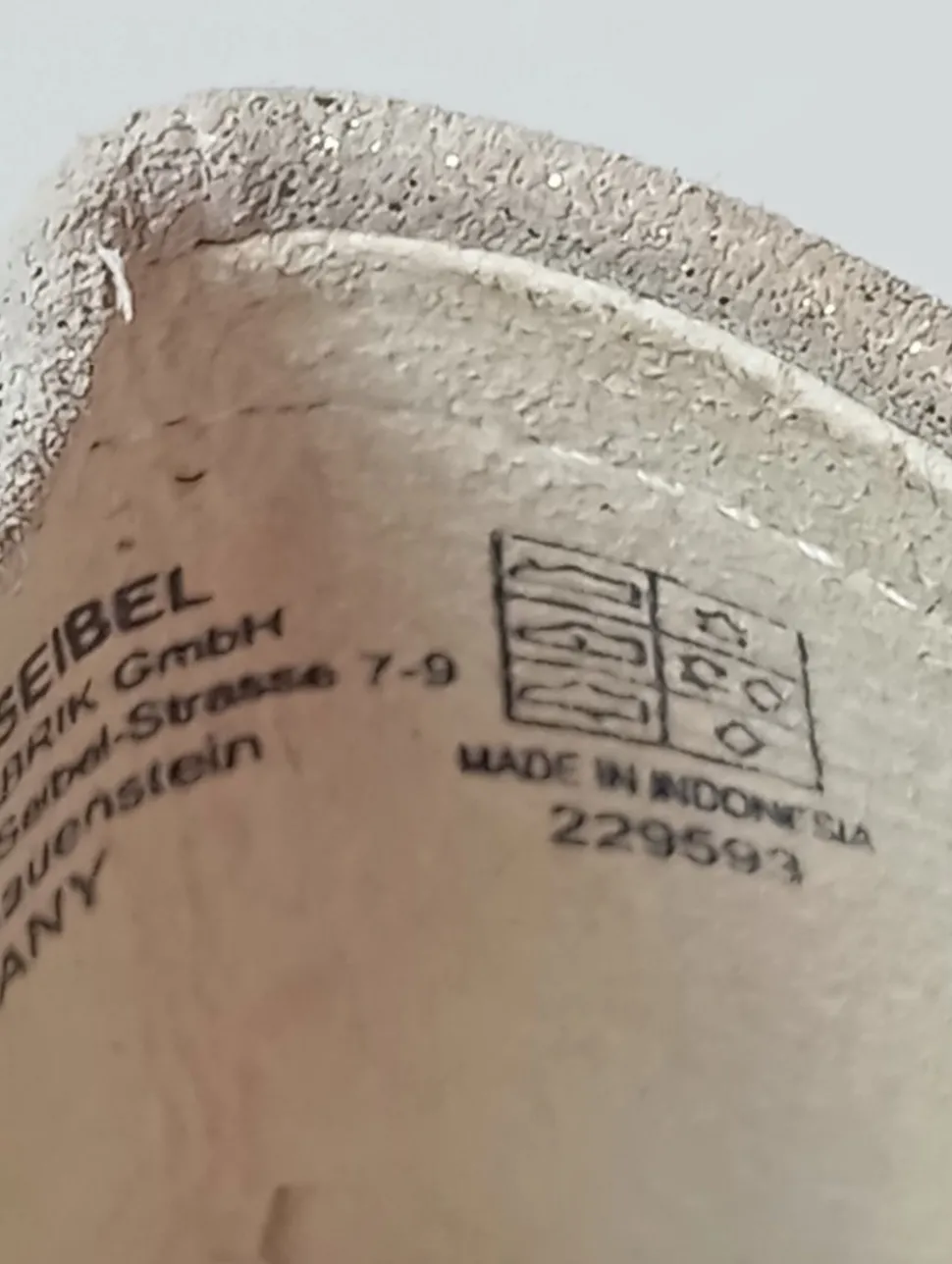 Hochfront-Pumps Größe 38