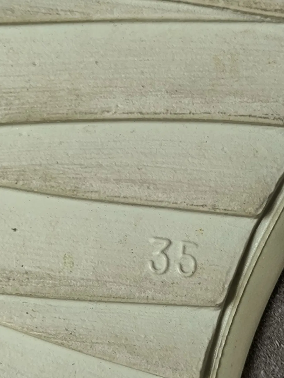 Klassische Ballerinas Größe 35