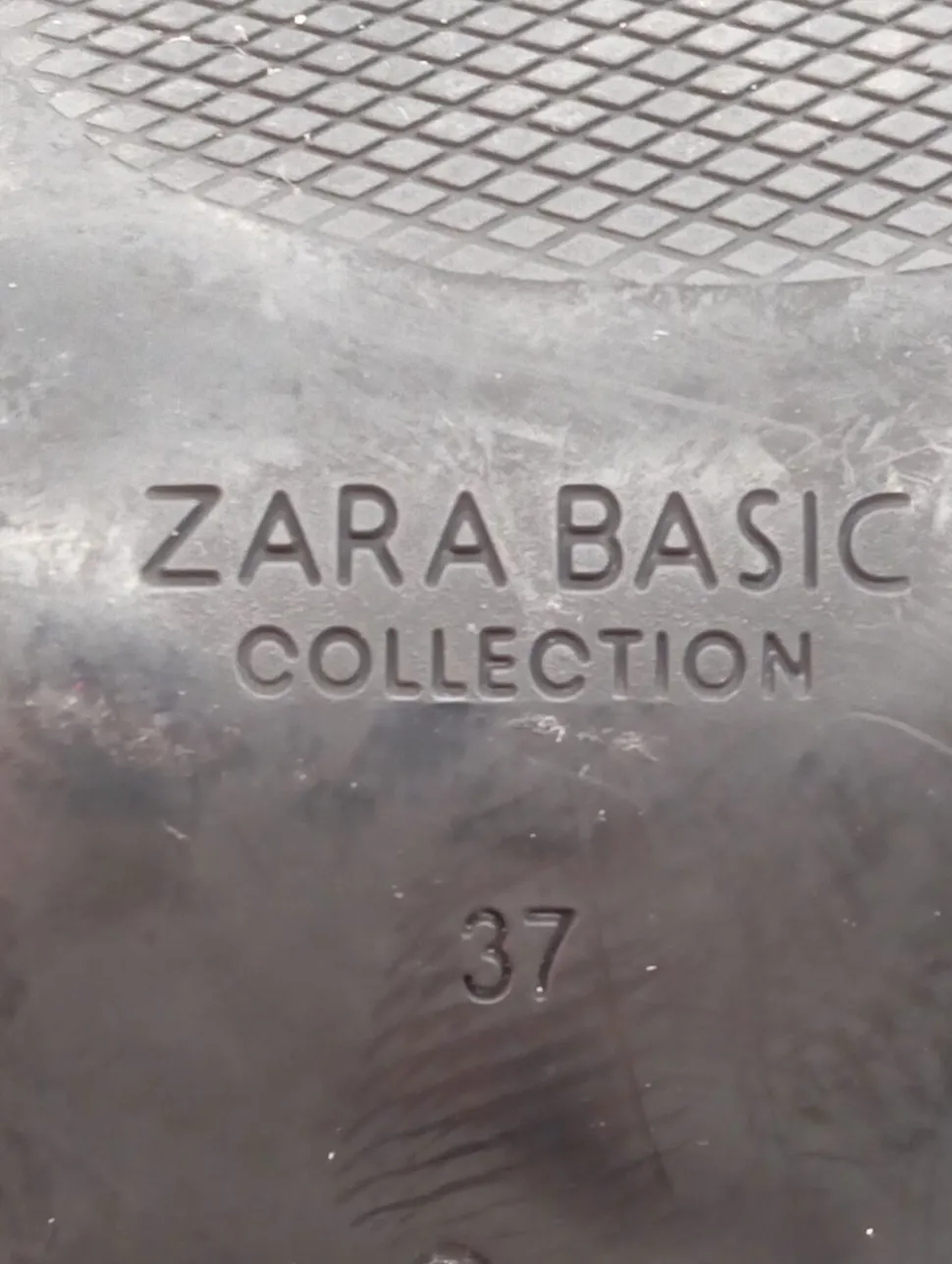 Klassische Pumps Größe 37