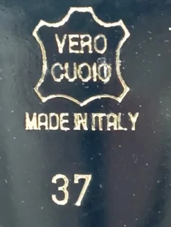 Klassische Pumps Größe 37