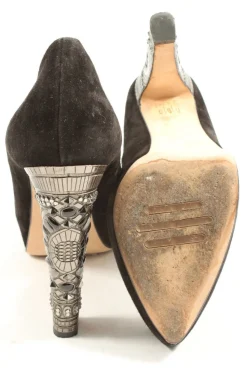 Klassische Pumps Größe 39