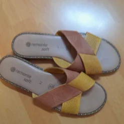 Pantoletten Größe 42