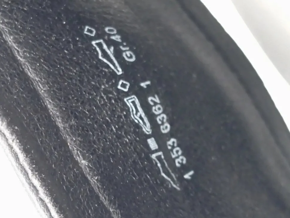 Pantoletten Größe 40