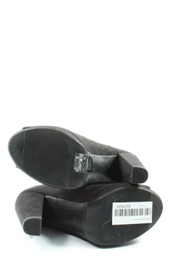 Peeptoe-Stiefeletten Größe 39