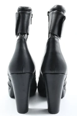 Plateau-Stiefeletten Größe 40