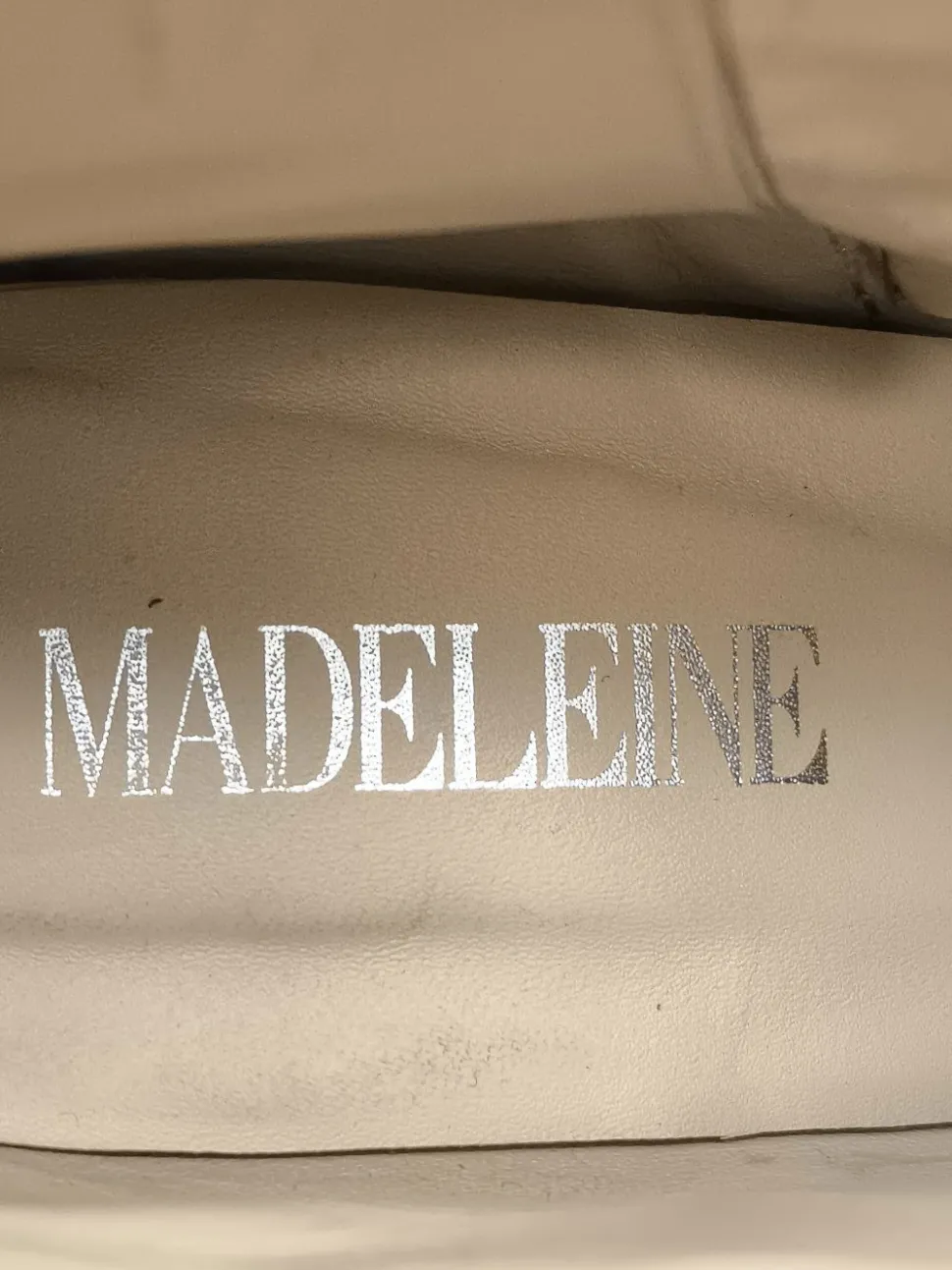 Reißverschluss-Stiefeletten Größe 39