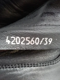 Reißverschluss-Stiefeletten Größe 39