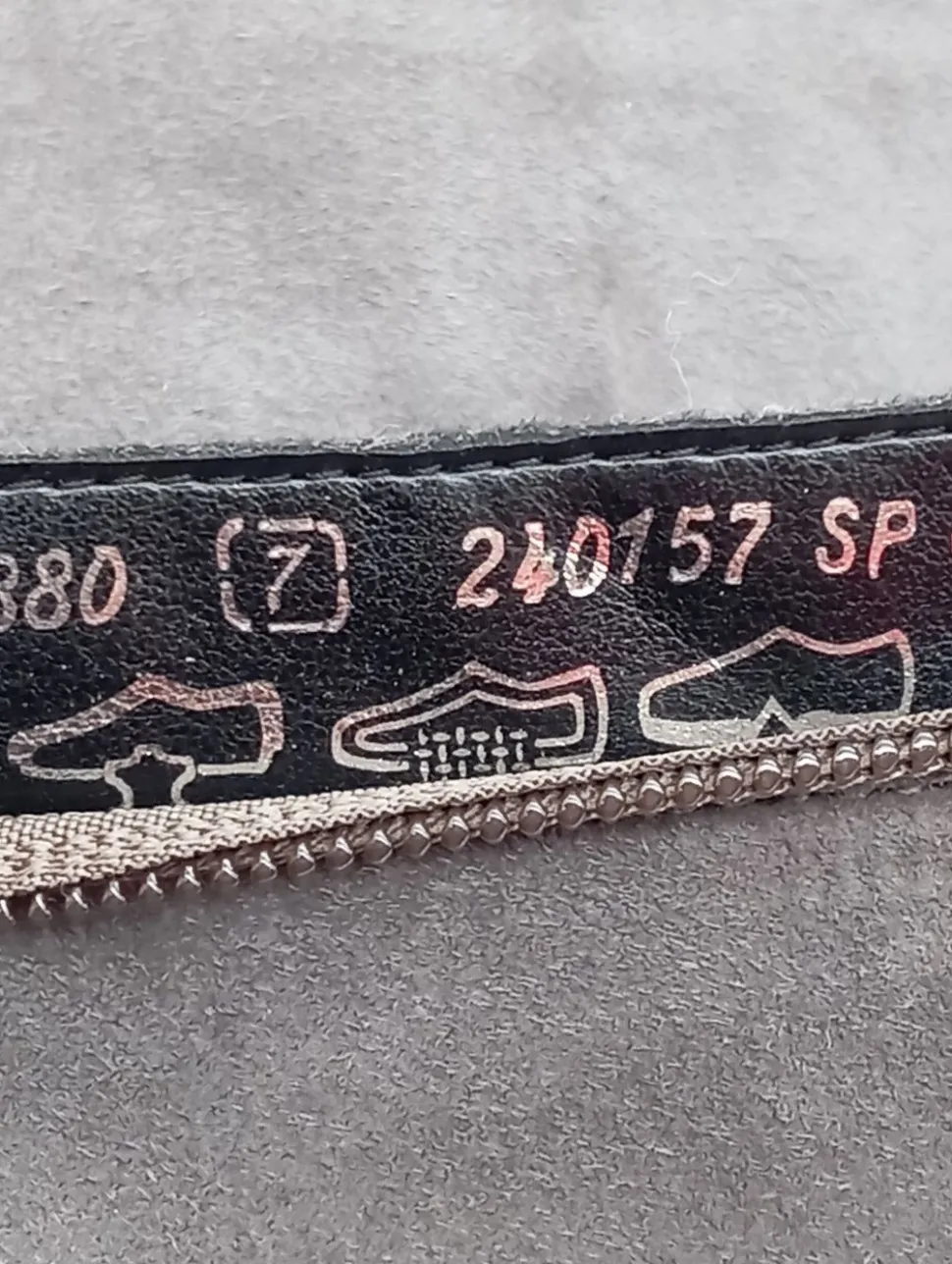 Reißverschluss-Stiefeletten Größe 41