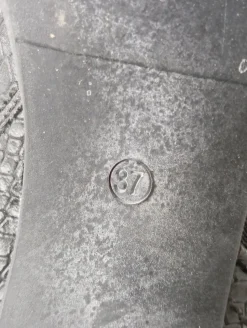 Reißverschluss-Stiefeletten Größe 37