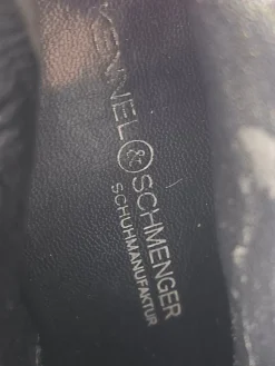 Reißverschluss-Stiefeletten Größe 37