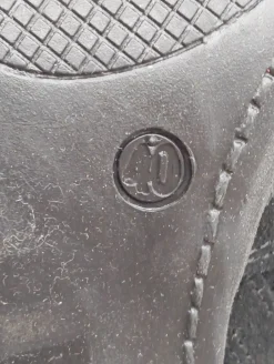 Reißverschluss-Stiefeletten Größe 40