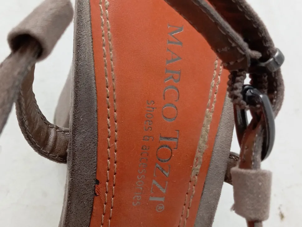 Riemchen-Sandaletten Größe 39