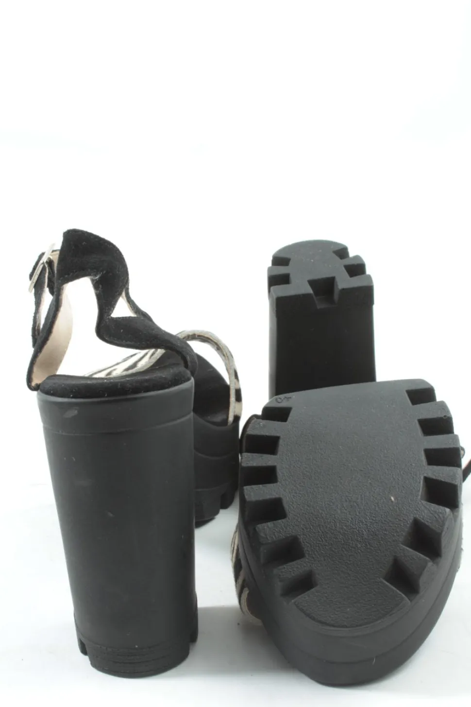 Riemchen-Sandaletten Größe 40