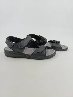 Sandalen Größe 38