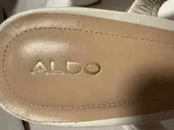 Sandalen Größe 37,5