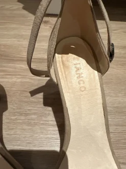 Sandaletten Größe 39