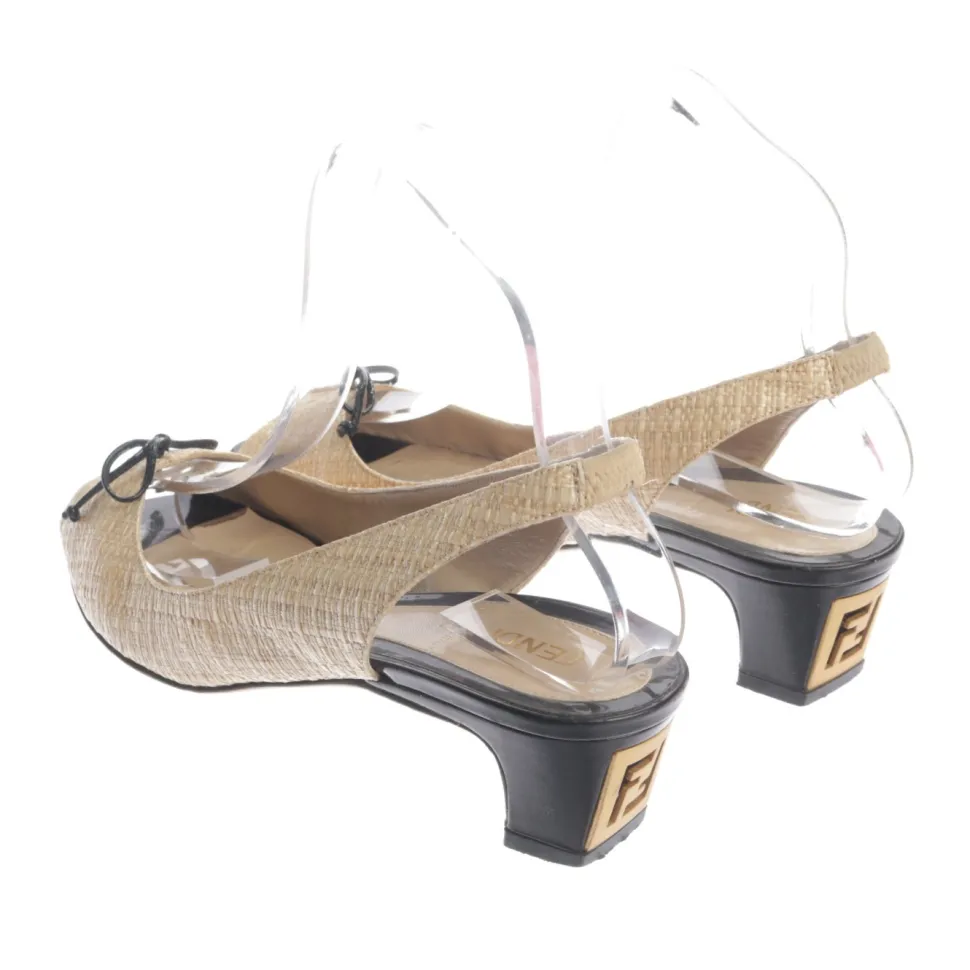 Sandaletten Größe 39