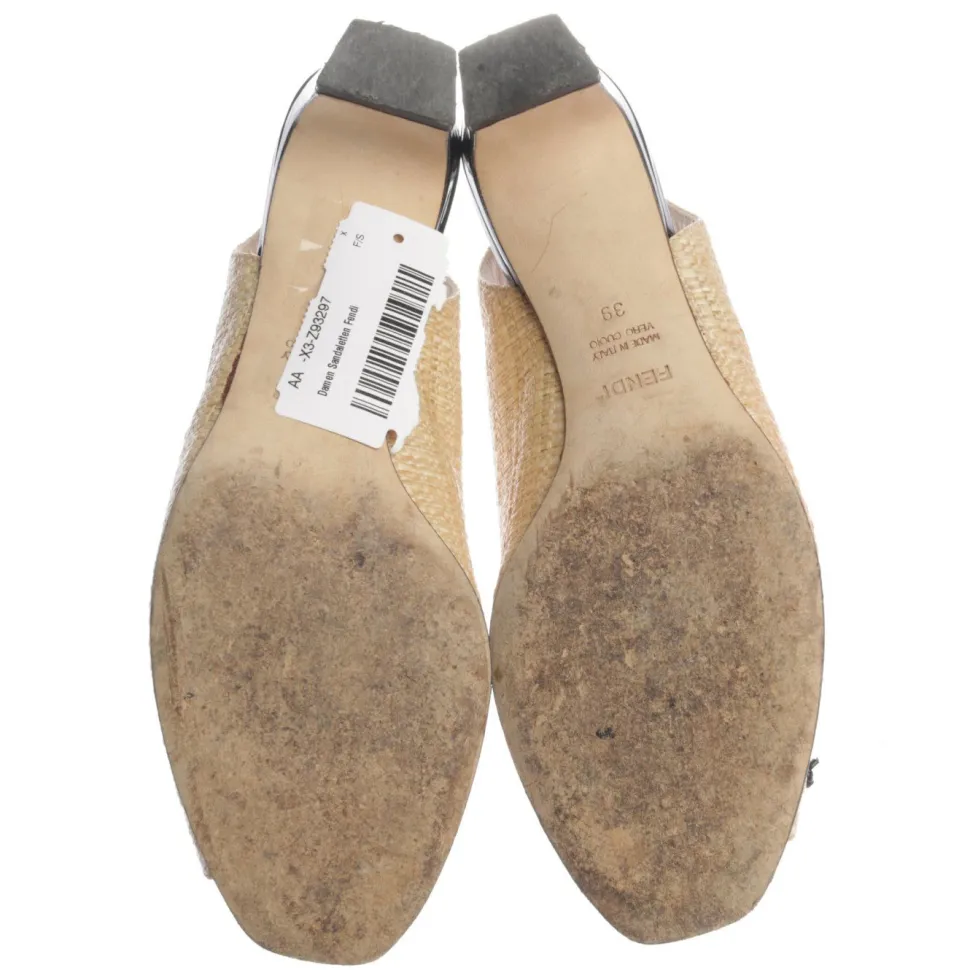 Sandaletten Größe 39