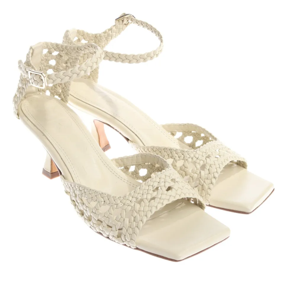 Sandaletten Größe 37