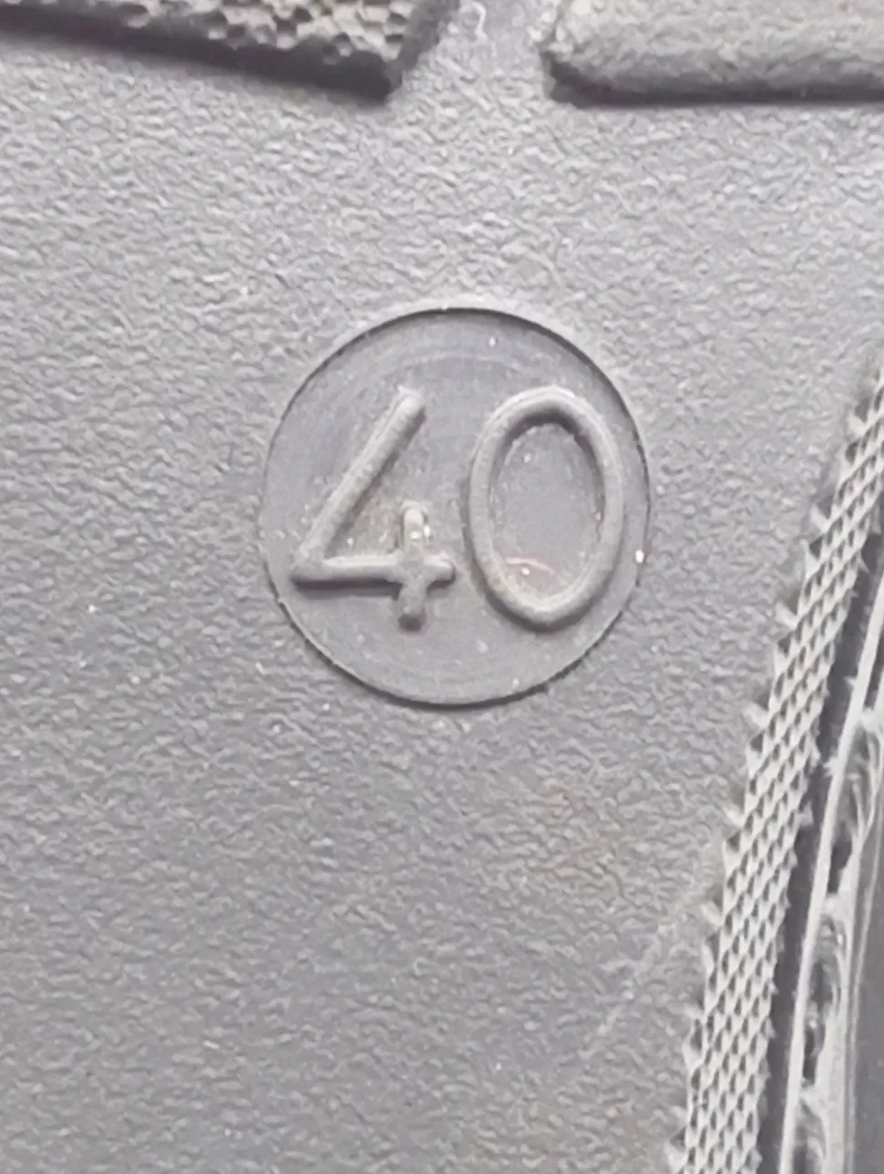 Schlüpfschuhe Größe 40