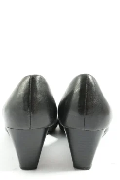 Schlüpfschuhe Größe 38