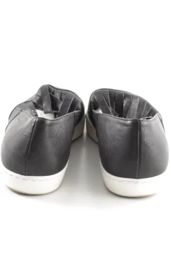 Schlüpfschuhe Größe 39