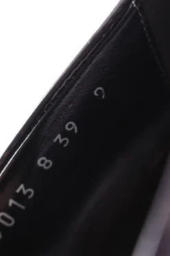 Schlüpfschuhe Größe 39