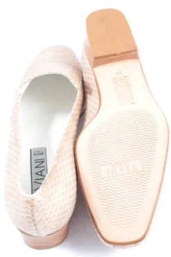 Schlüpfschuhe Größe 39