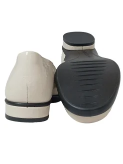 Schlüpfschuhe Größe 40