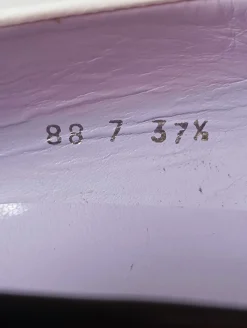 Schlüpfschuhe Größe 37,5