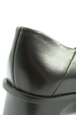 Schlüpfschuhe Größe 37