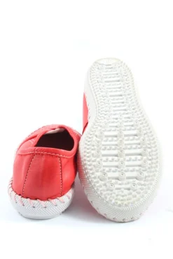 Schlüpfschuhe Größe 37