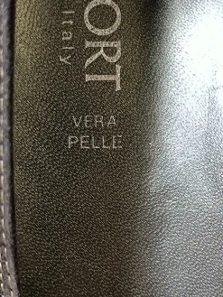 Schlüpfschuhe Größe 38