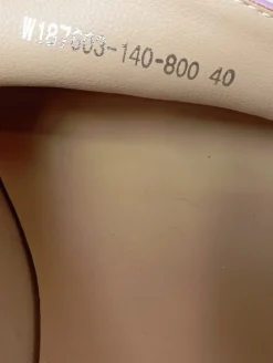 Schlüpfschuhe Größe 40