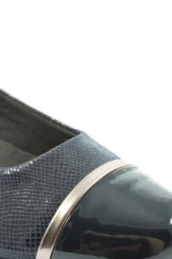 Schlüpfschuhe Größe 38