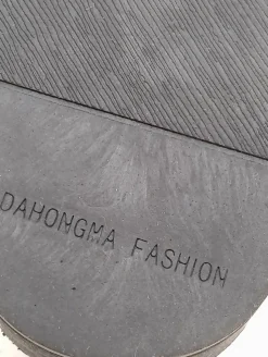 Schlüpfschuhe Größe 40