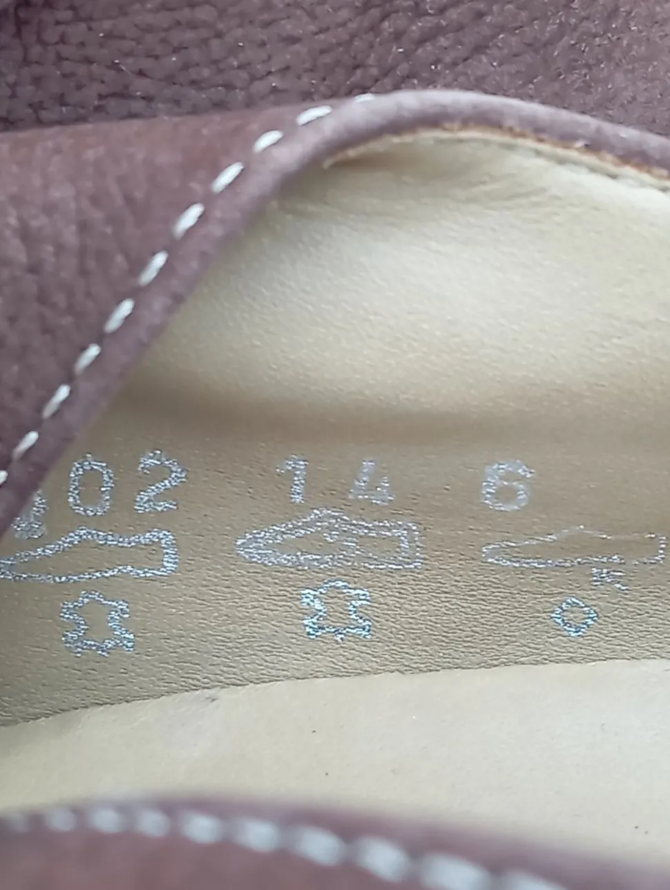 Schlüpfschuhe Größe 39