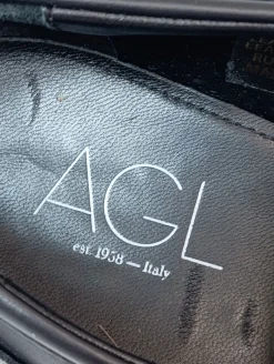 Schlüpfschuhe Größe 41