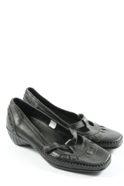 Schlüpfschuhe Größe 37