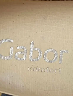 Schlüpfschuhe Größe 37